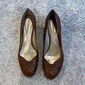 Arturo Chiang brown leather size 8 shoes